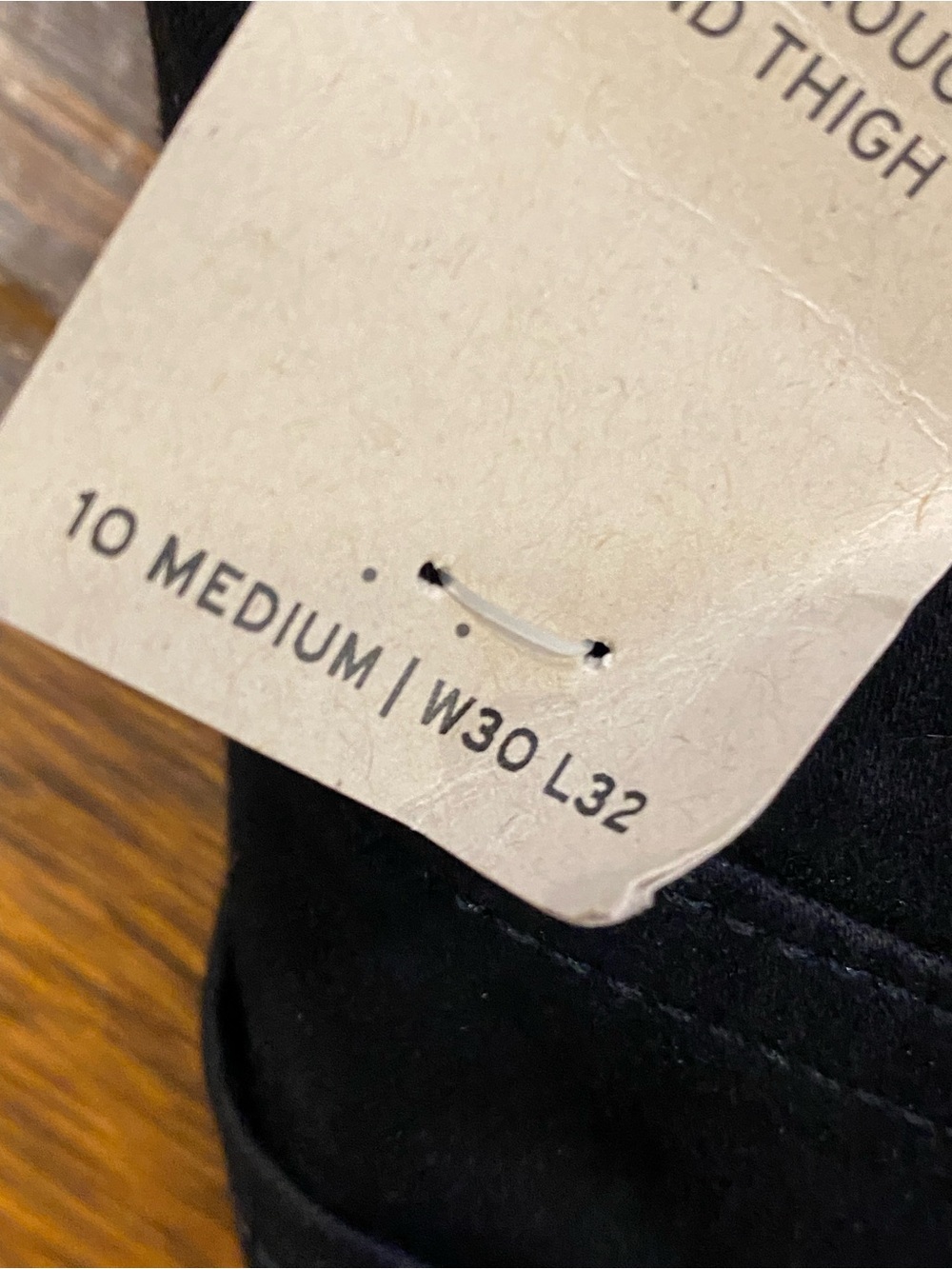 Levis Classic Bootcut 👢 Jeans in Black🖤 NWT - Picture 3 of 6